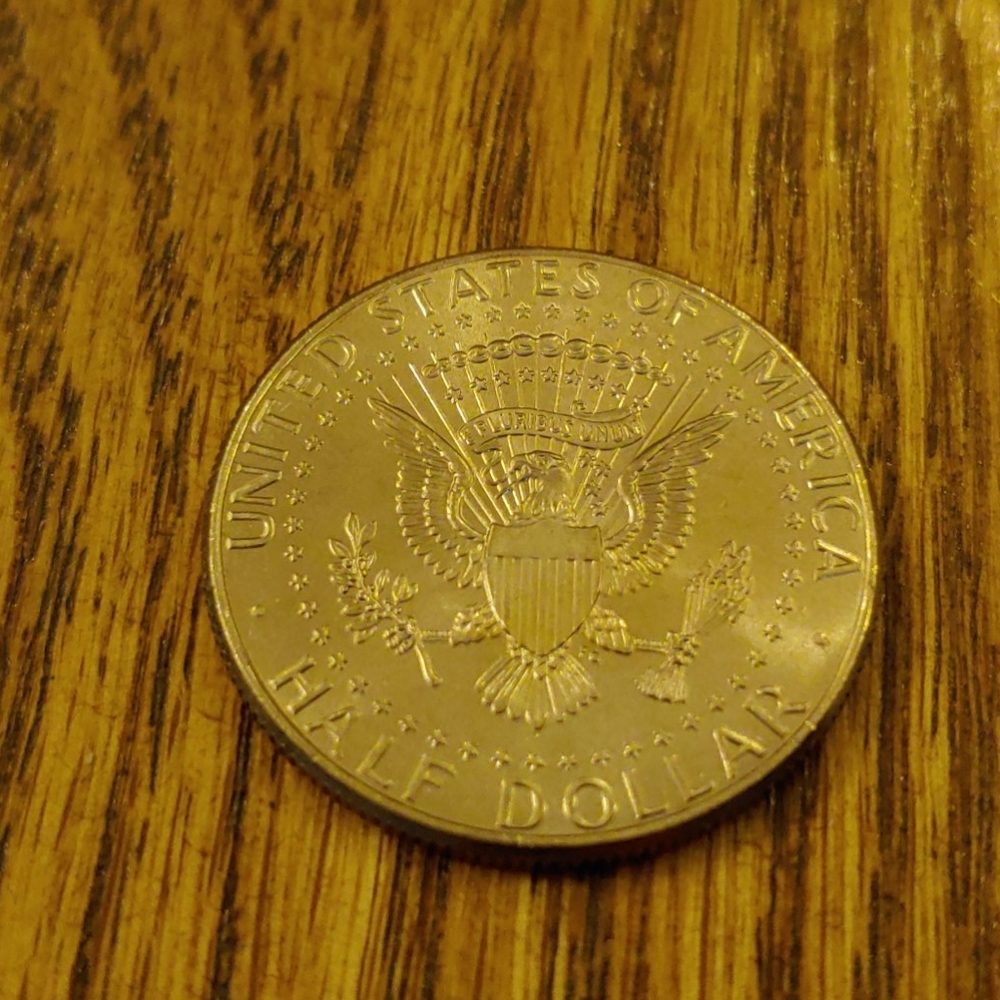 Elvis Coin - Picture 2 of 3